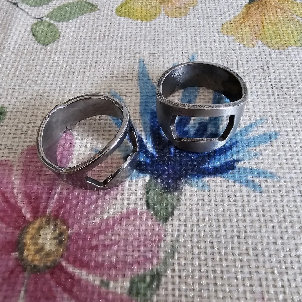 Silver Geometric Rings - Picture 1 of 3